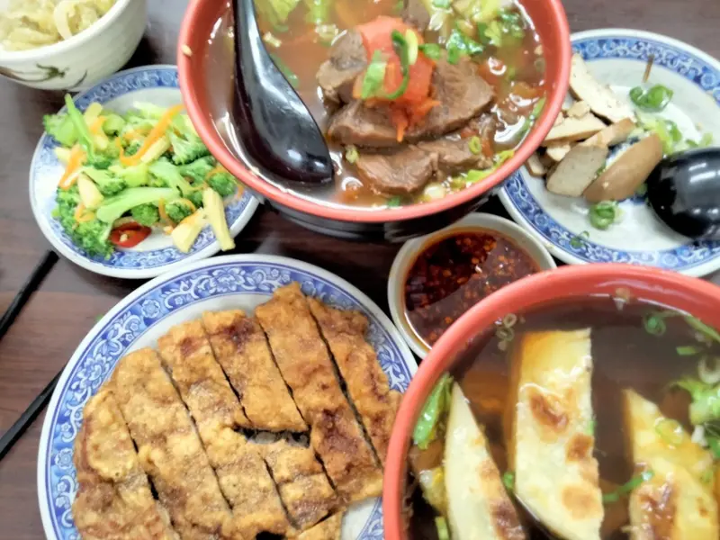 台北美食-93刀削麵館-在地口耳相傳的人氣美食