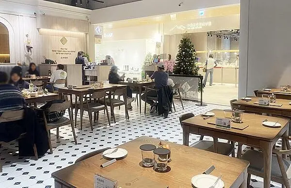 林口三井Outlet二期美食推薦│JK STUDIO林口三井店-歐陸餐廳，非常適合聚會的林口約會餐廳－08.jpg