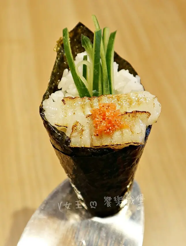 坐著做。海鮮丼飯專門店（新莊幸福店）｜巷弄中驚喜日式料理，海