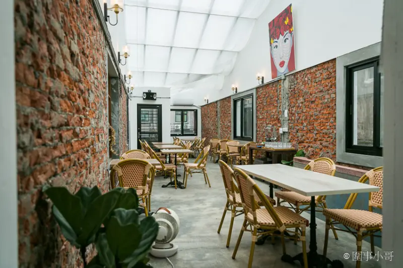 宜蘭羅東早午餐-老宅風格的奧莉薇雅早午餐，特愛她的裝潢風格，早午餐不錯吃而且也有咖啡與甜點可以選擇呢， @圍事小哥的幸福相框