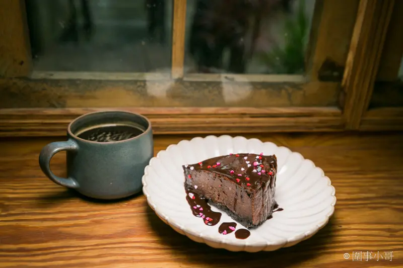 宜蘭羅東早午餐-老宅風格的奧莉薇雅早午餐，特愛她的裝潢風格，早午餐不錯吃而且也有咖啡與甜點可以選擇呢， @圍事小哥的幸福相框