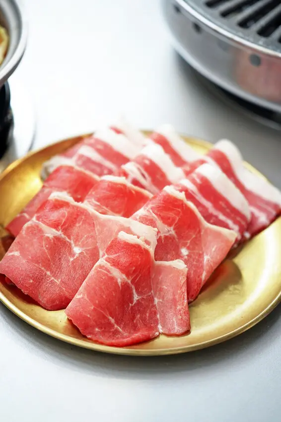 台中吃到飽推薦【肉夯夯韓式燒肉吃到飽】台灣豬原塊肉品/韓式鍋