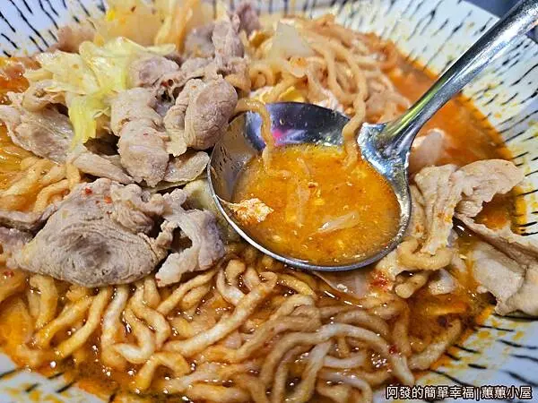 蕙蕙小屋14-泡菜豬肉意麵湯頭.jpg