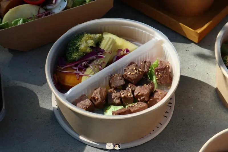 臺中東區新開幕｜健康餐盒｜覓蠶Meetzen．當天直送新鮮蔬