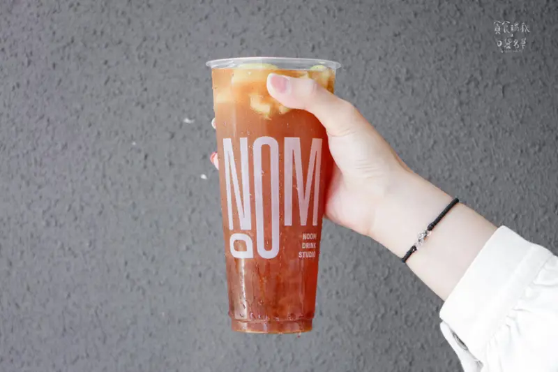 台中西區｜勤美綠園道｜潮流系手搖飲，手搗檸檬散發天然香氣！首