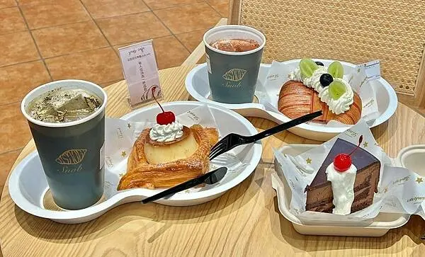 （台北下午茶）Snob café微風南山店～台北最強可頌開新