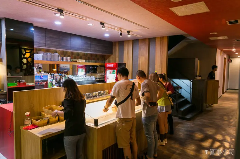 宜蘭羅東居酒屋宵夜推薦-沒來過人生百味串燒居酒屋吃過這裡的超高CP值串燒，請不要輕易地說你已經嚐盡人生美味！（邀約 @圍事小哥的幸福相框