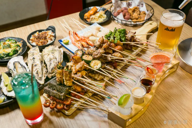 宜蘭羅東居酒屋宵夜推薦-沒來過人生百味串燒居酒屋吃過這裡的超高CP值串燒，請不要輕易地說你已經嚐盡人生美味！（邀約 @圍事小哥的幸福相框