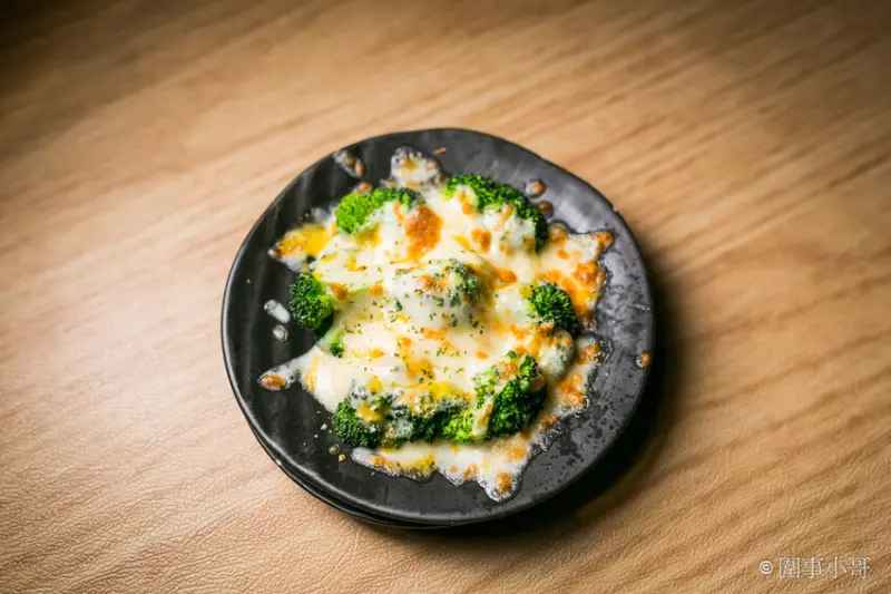 宜蘭羅東居酒屋宵夜推薦-沒來過人生百味串燒居酒屋吃過這裡的超高CP值串燒，請不要輕易地說你已經嚐盡人生美味！（邀約 @圍事小哥的幸福相框