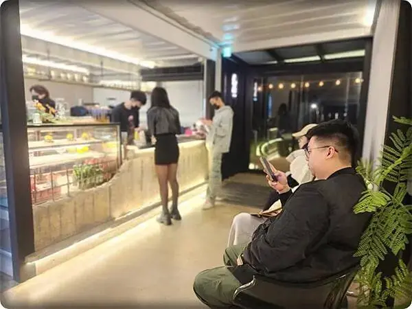 推薦【桃園龍潭】浪漫乳姑山《見山景觀咖啡廳》♡桃園最夯的夜景