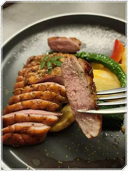 推薦【桃園龍潭】浪漫乳姑山《見山景觀咖啡廳》♡桃園最夯的夜景