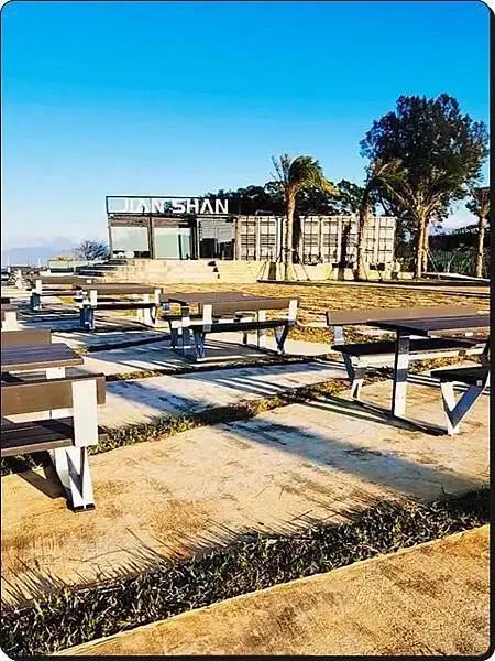 推薦【桃園龍潭】浪漫乳姑山《見山景觀咖啡廳》♡桃園最夯的夜景