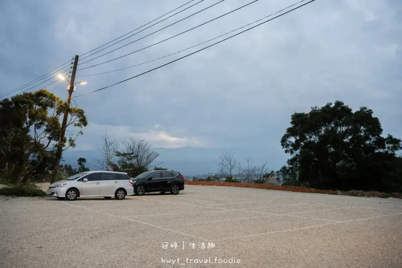桃園龍潭夜景餐廳_見山景觀咖啡餐廳，低消100元坐擁美麗夕陽
