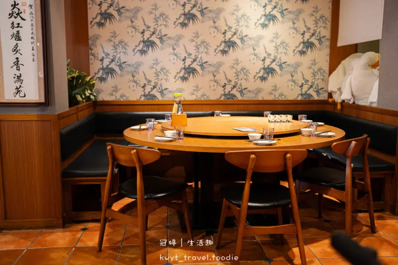 台中燒鵝_焱月燒鵝，在城堡吃燒鵝、麻油燒鵝火鍋，勤美綠園道美