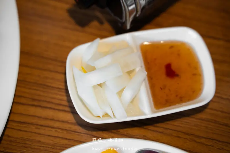 台中燒鵝_焱月燒鵝，在城堡吃燒鵝、麻油燒鵝火鍋，勤美綠園道美