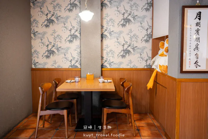 台中燒鵝_焱月燒鵝，在城堡吃燒鵝、麻油燒鵝火鍋，勤美綠園道美