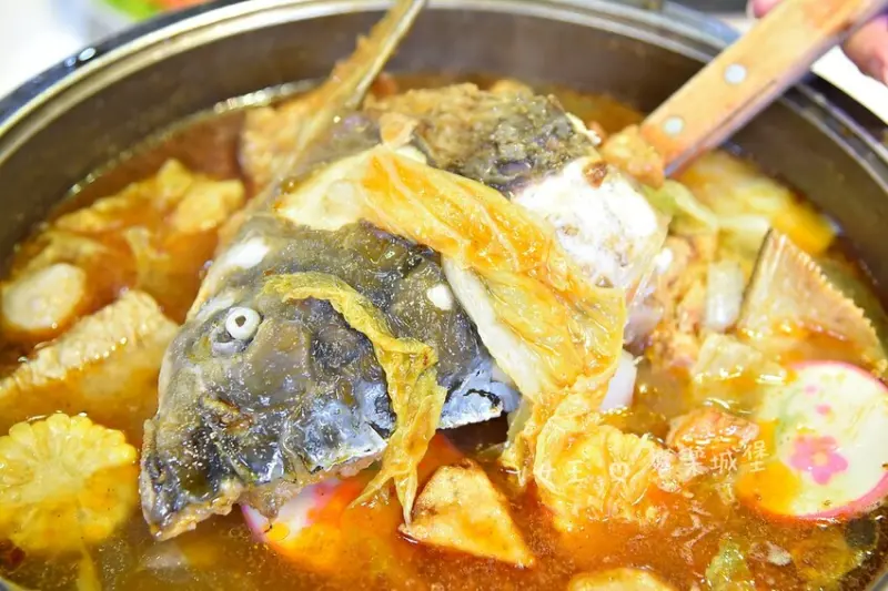 石門山霸王活魚土雞餐廳｜桃園大溪石門水庫 30年老字號活魚餐