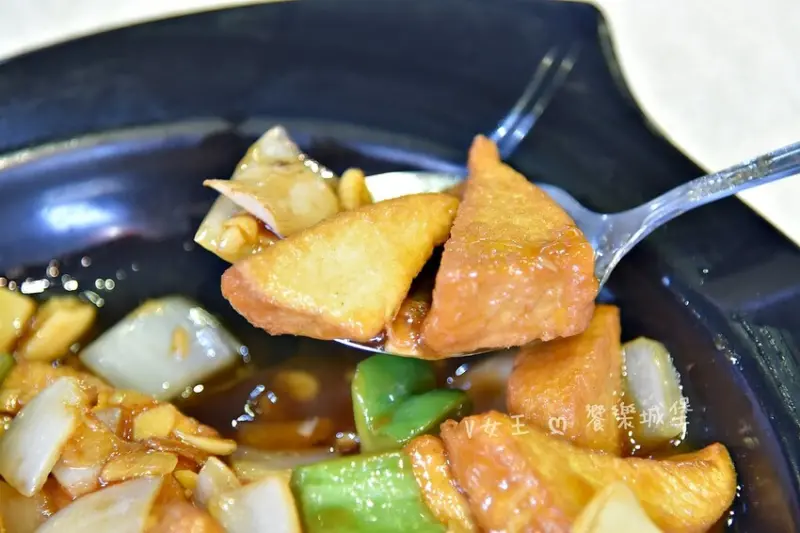 石門山霸王活魚土雞餐廳｜桃園大溪石門水庫 30年老字號活魚餐