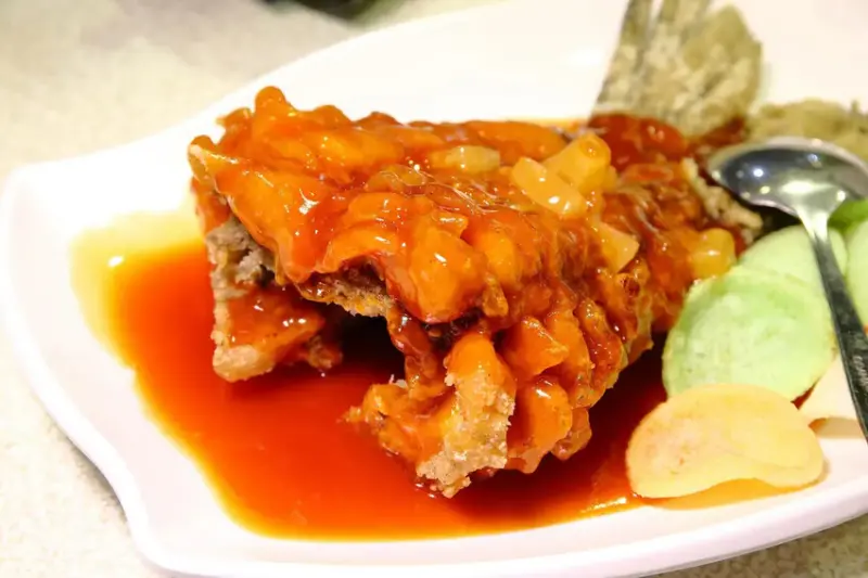 【石門活魚餐廳推薦】山霸王活魚餐廳，網友推薦30年老店，創意