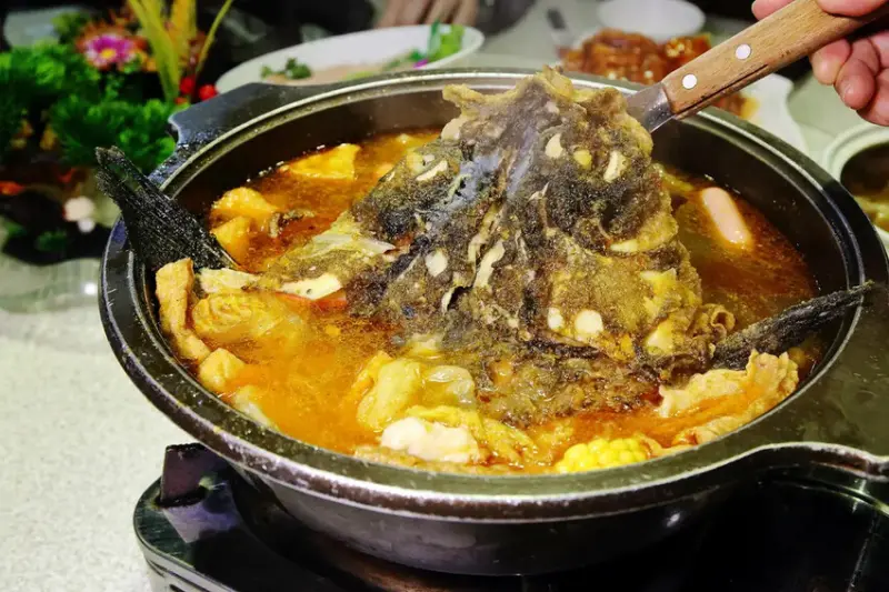 【石門活魚餐廳推薦】山霸王活魚餐廳，網友推薦30年老店，創意