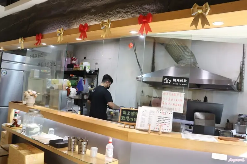 [台南東區平價義大利麵燉飯推薦]數到3義大利麵專賣店/蒜味清