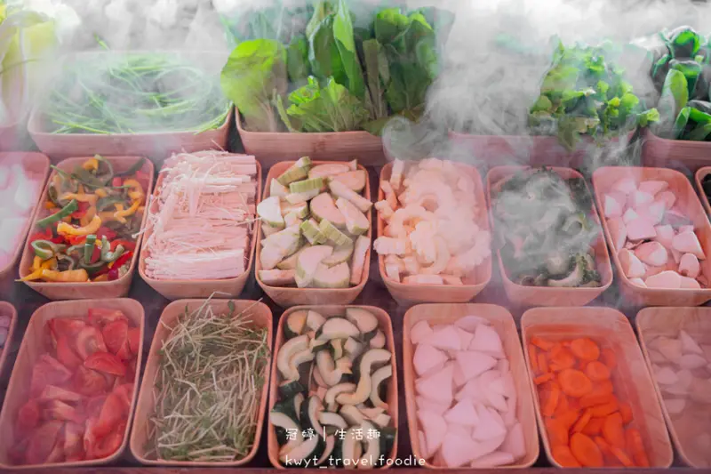 台中西區火鍋吃到飽_月團圓雞湯火鍋台中美術園道店，358元起