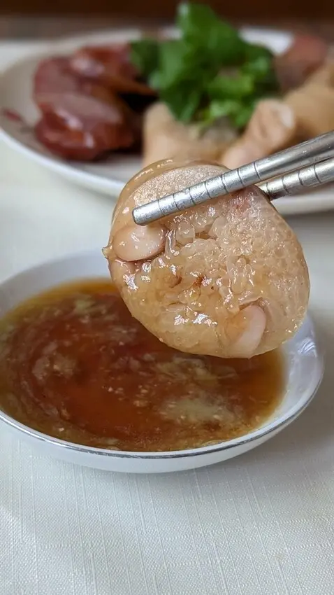 【台南傳統小吃】：小區腸將君_市場人氣美食，手工糯米腸、高粱