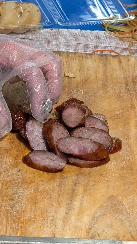 【台南傳統小吃】：小區腸將君_市場人氣美食，手工糯米腸、高粱