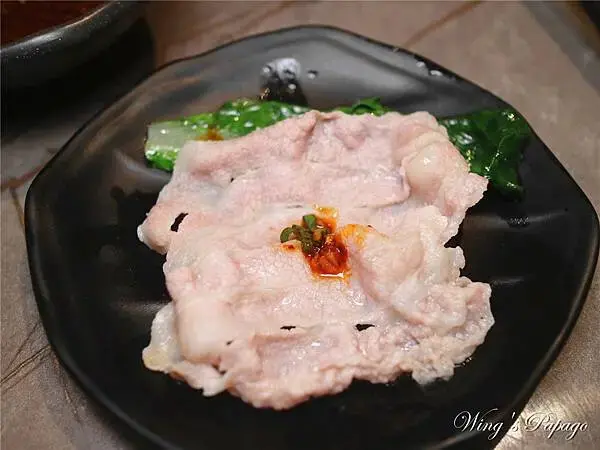 中山宵夜火鍋，一緒 旭鍋，火焰麻油鍋，麻辣鍋，牛奶鍋，還可吃