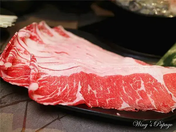 中山宵夜火鍋，一緒 旭鍋，火焰麻油鍋，麻辣鍋，牛奶鍋，還可吃