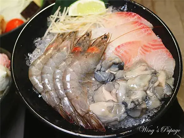 中山宵夜火鍋，一緒 旭鍋，火焰麻油鍋，麻辣鍋，牛奶鍋，還可吃