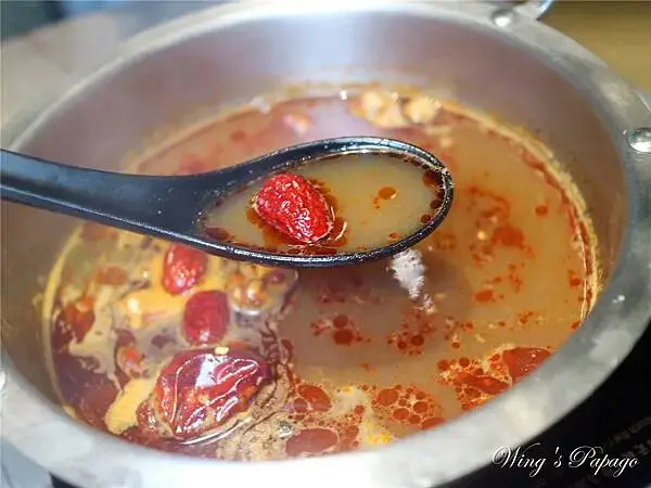 中山宵夜火鍋，一緒 旭鍋，火焰麻油鍋，麻辣鍋，牛奶鍋，還可吃