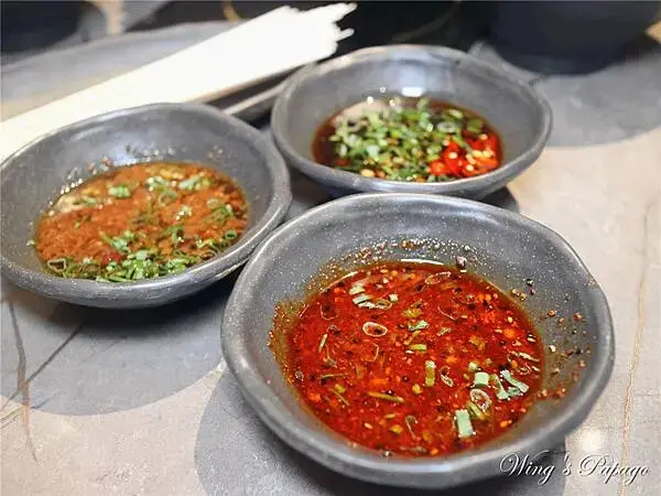 中山宵夜火鍋，一緒 旭鍋，火焰麻油鍋，麻辣鍋，牛奶鍋，還可吃