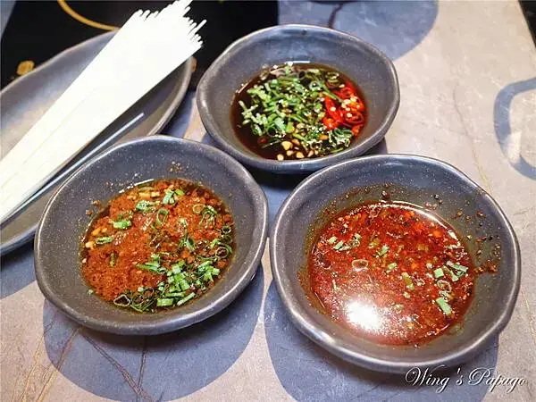 中山宵夜火鍋，一緒 旭鍋，火焰麻油鍋，麻辣鍋，牛奶鍋，還可吃