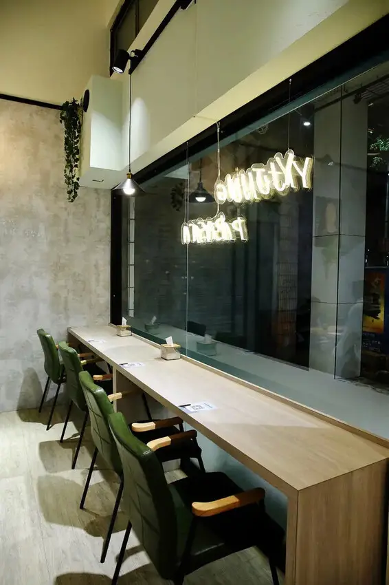 【幸福捷運站美食】新開幕！義匠義式湯麵-新莊昌明店，超級好吃