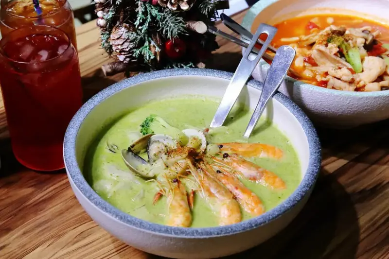 【幸福捷運站美食】新開幕！義匠義式湯麵-新莊昌明店，超級好吃