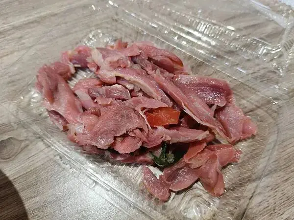 新北鶯歌港款赤肉羹