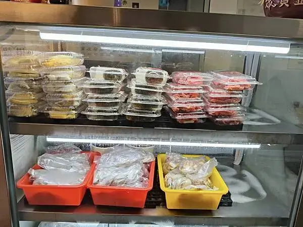 新北鶯歌港款赤肉羹