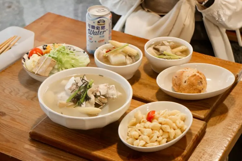 台中西區｜喝得出用心之處的家常燉湯！冷天來碗湯品暖胃又暖心｜