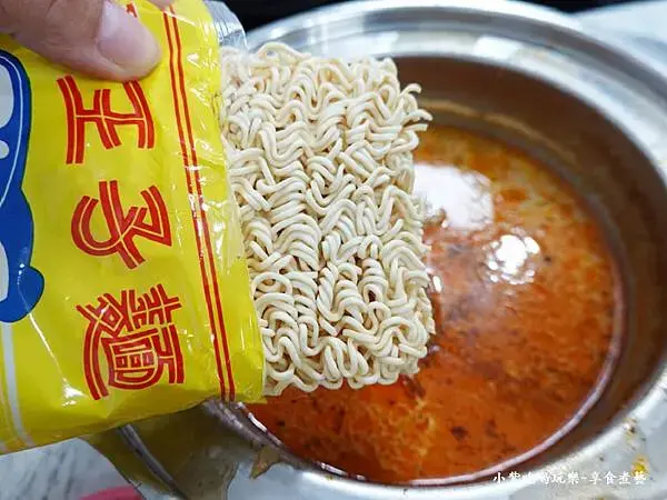 奶香麻辣牛肉鍋-逸小鍋鍋物嘉義仁愛店 (10).jpg