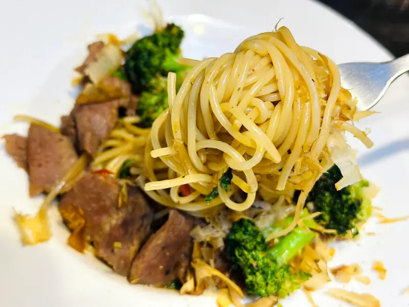 台北CP值高早午餐【U&me找咖】隱藏巷弄內餐廳，台北不限時