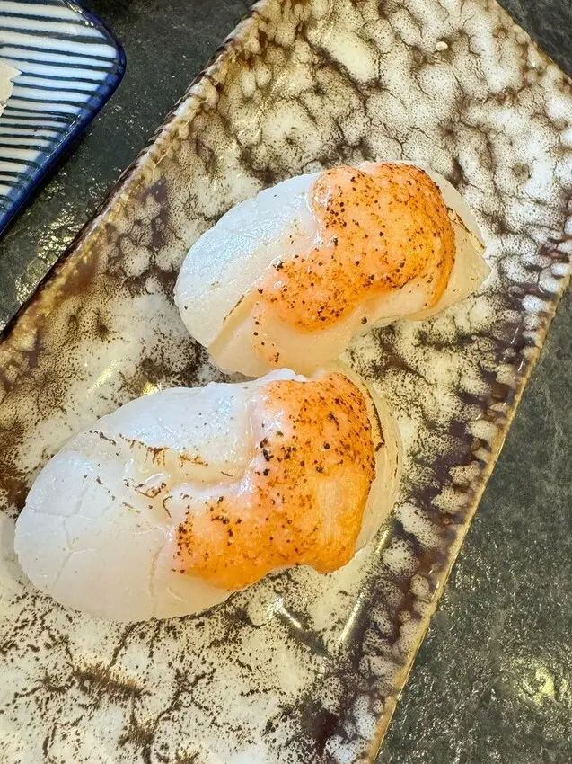 南方澳必吃美食【五鮮握壽司】漁港旁的日本料理店，主打新鮮當令