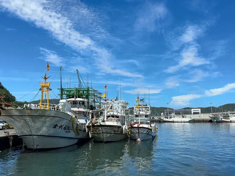 南方澳必吃美食【五鮮握壽司】漁港旁的日本料理店，主打新鮮當令