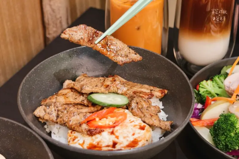 台中西屯｜莊家火雞肉飯新品牌！CP值超高！跳脫傳統、給你清爽