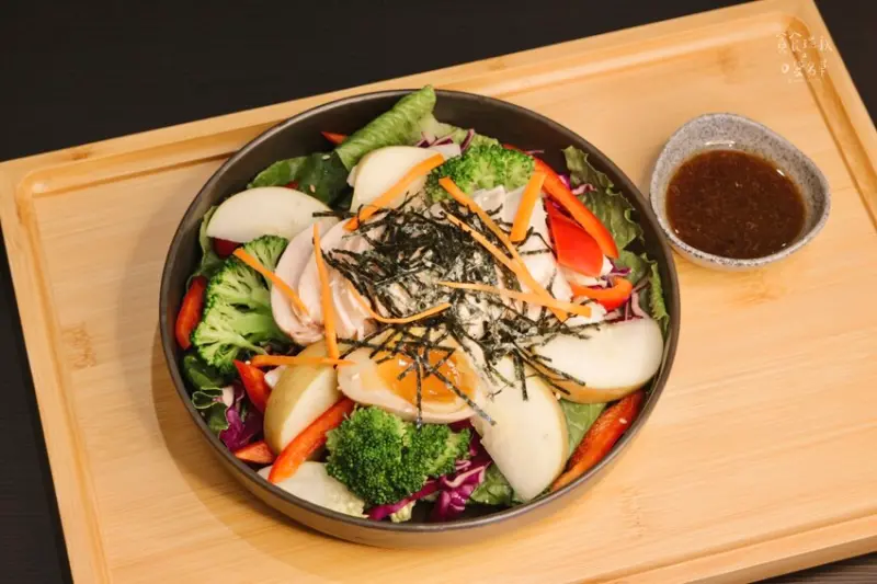 台中西屯｜莊家火雞肉飯新品牌！CP值超高！跳脫傳統、給你清爽