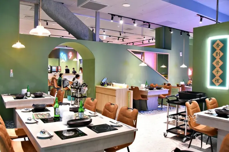 狂一鍋台式火鍋 西門町店｜網路票選新台式火鍋第一名進駐西門町