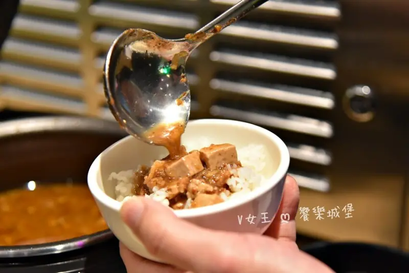 狂一鍋台式火鍋 西門町店｜網路票選新台式火鍋第一名進駐西門町