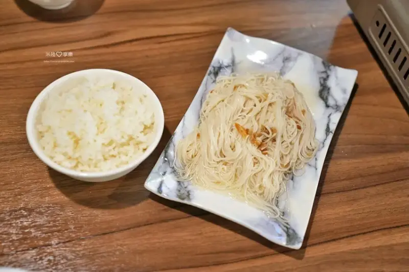 新竹-老家烤雞&養生雞湯✔加湯不加價、暖心暖胃✔三斤大烤雞✔