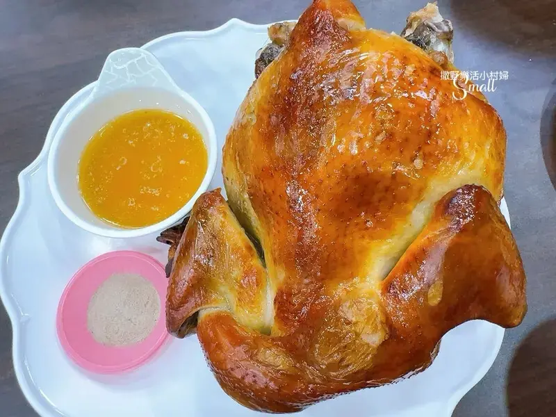 宜蘭好吃甕窯雞推薦【基隆甕窯雞-宜蘭店】外皮金黃酥脆、肉質鮮