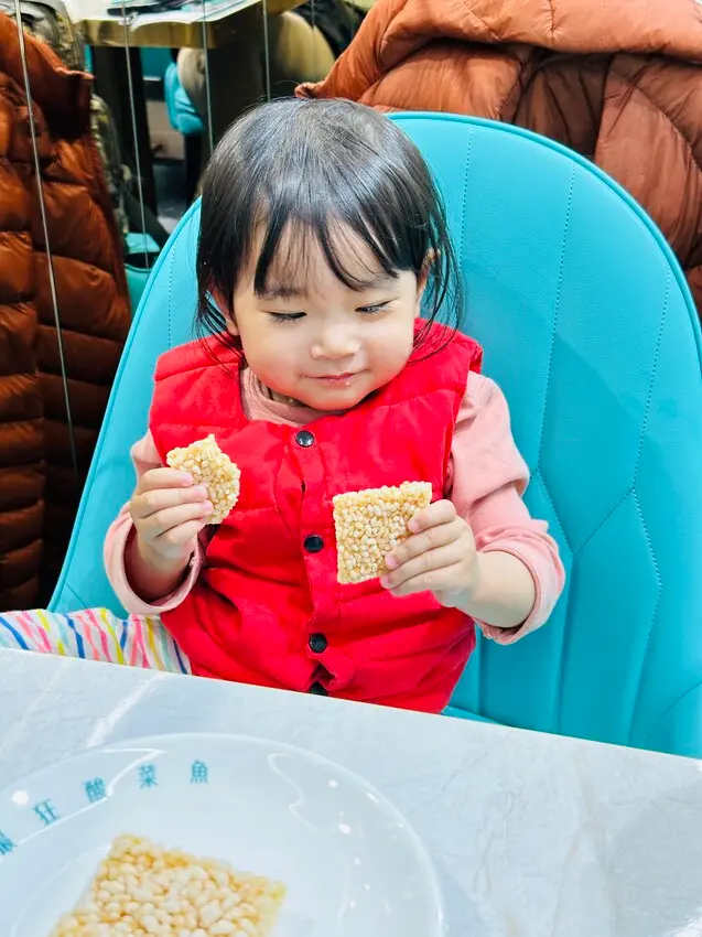 【狂一鍋酸菜魚 台北西門店】爆紅的『年輕時尚酸菜魚』，品狂一